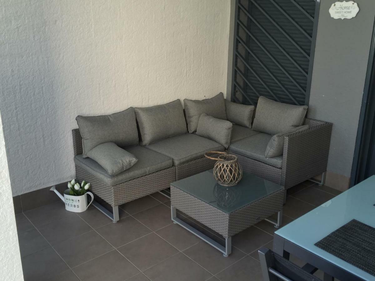Apartment Oasisbeach La Zenia Орихуела Екстериор снимка